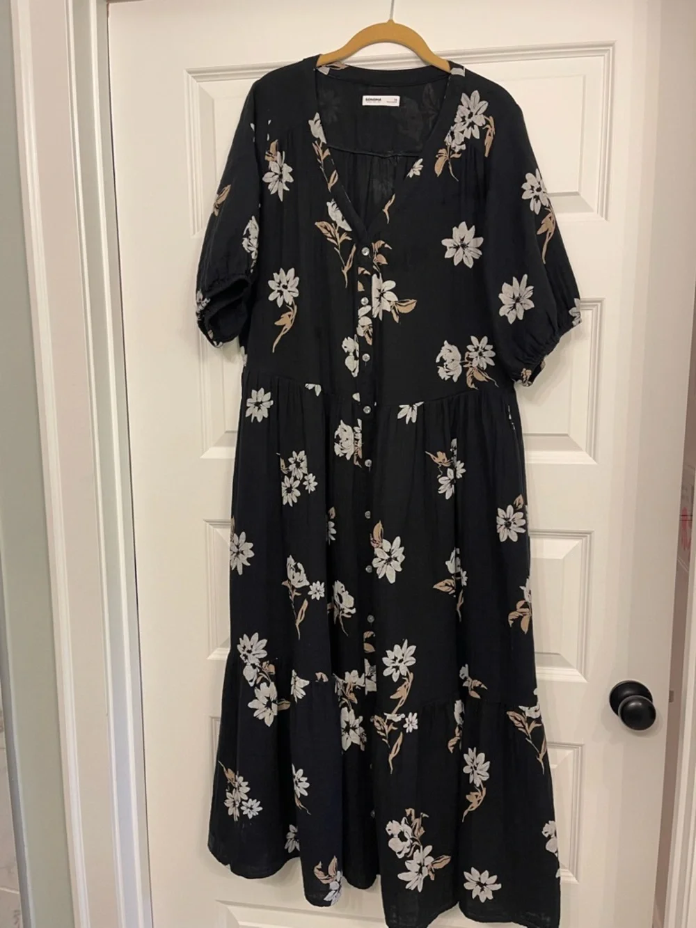 Sonoma Black Maxi Dress with White and Tan Floral Print - Picture 2 of 2